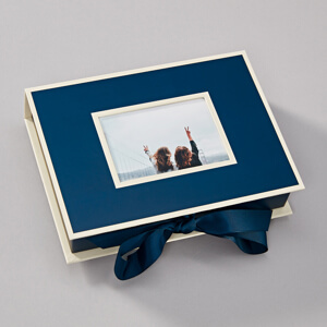 Semikolon Small Photo Box with Slide In Window